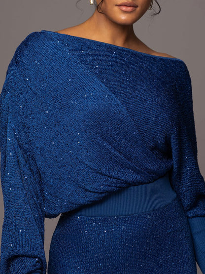 Two-piece knitted sequin set with an asymmetrical neckline